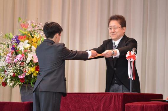 小学校卒業式