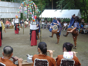 田守神社の獅子舞