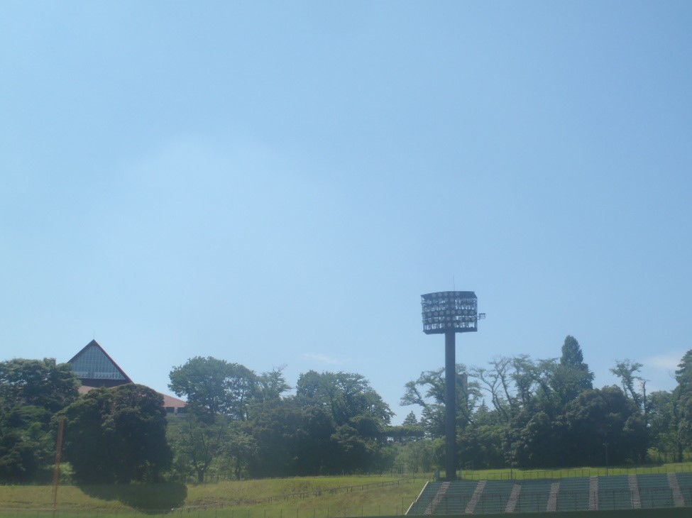 グラウンド