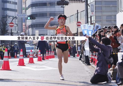 特別招待校・山田中学校男子の先頭ゴール