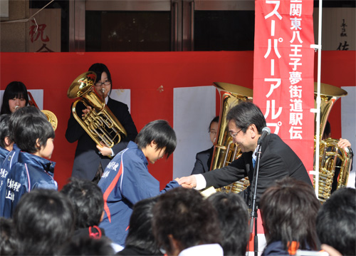 一般女子の部 1位　長野東高校クラブ