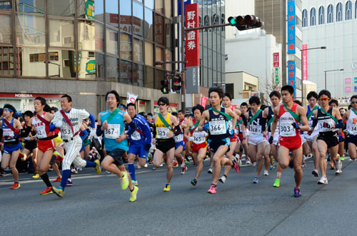 レース開始の表情