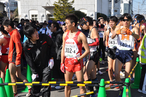 リラックスして仲間を待つ