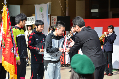 一般男子の部1位　くがやまん