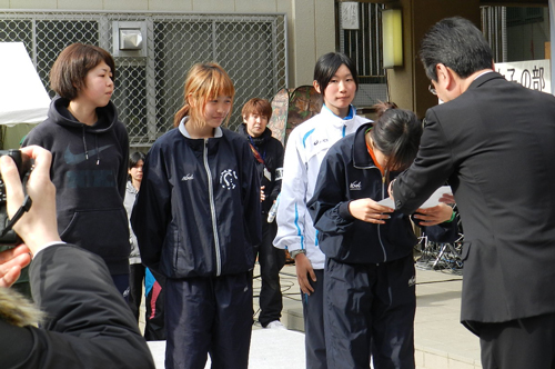 一般女子の部1位　東京学芸大学