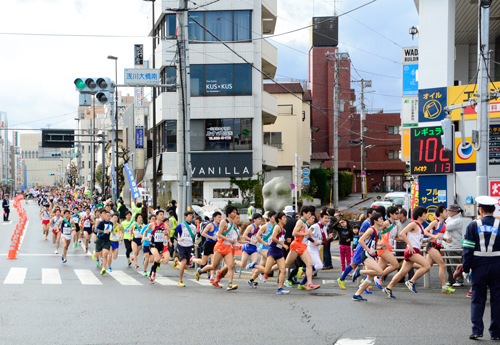 浅川大橋南が最初のコーナー