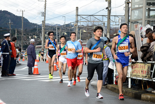 上り坂にも負けずに走る