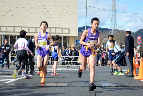 中学男子も負けられない