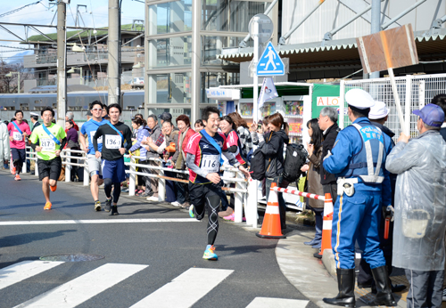 沿道の声援をパワーに