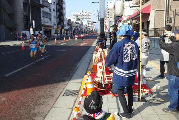 八幡町のお囃子応援