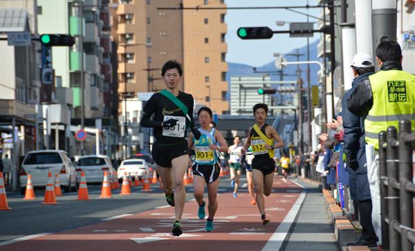 甲州街道（八木町）