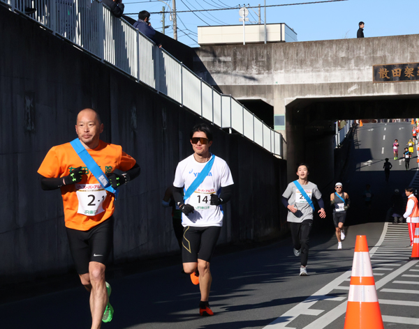 散田架道橋中継所　往路