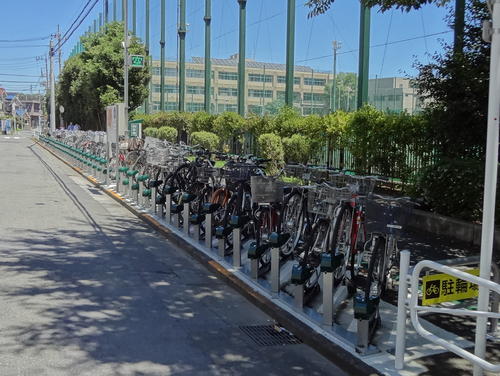 京王八王子駅北自転車駐輪帯