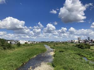 未来へ続く浅川