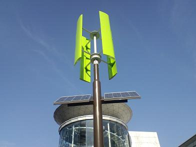 ハイブリッド発電装置と青空