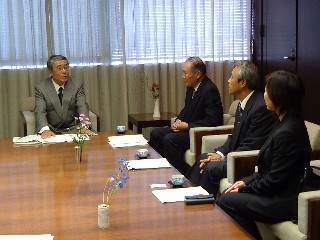 公園づくりについての会話の様子